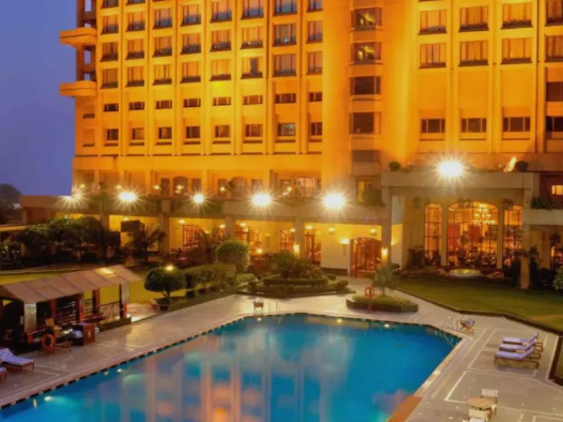 Kirti Verma Ahmedabad escorts hotel partner � Hotel Eros