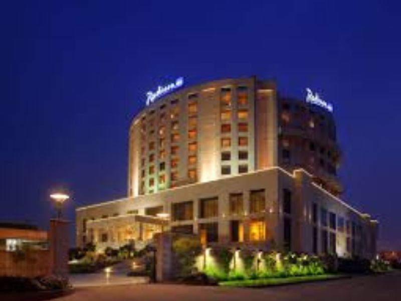 Kirti Verma Ahmedabad escorts hotel partner � Hotel Radisson Blu